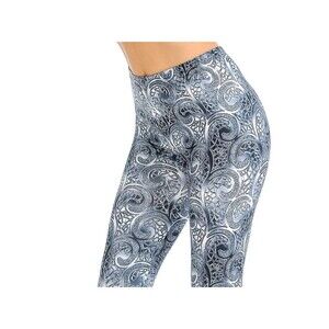 Reg One Size Womens Creamy Soft Swirling‎ Crystal Glass Leggings.